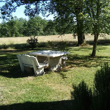 Oda ve Kahvaltı Plaine De Rouges Flaugnac